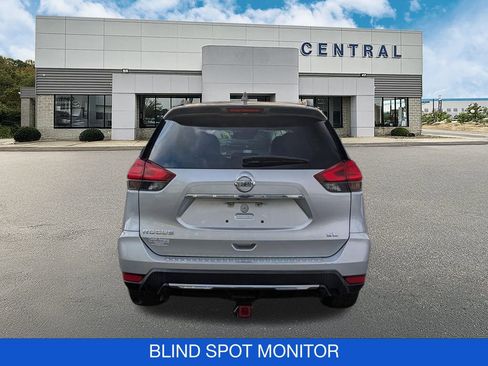 Used 2017 Nissan Rogue SL w/ SL Premium Package image 7