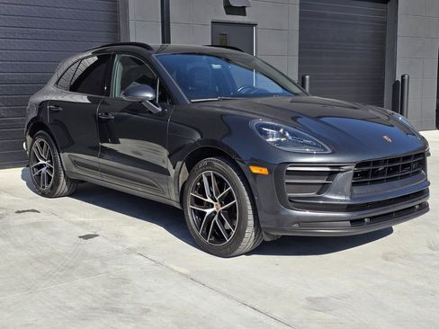 Used 2022 Porsche Macan image 6
