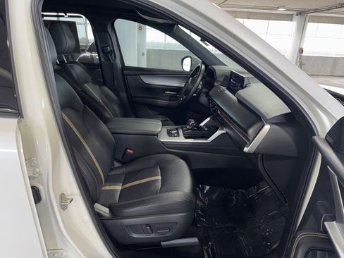 Used 2024 MAZDA CX-90 Plug-In Hybrid w/ Premium Plus image 10