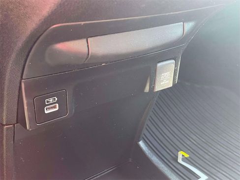 Certified 2023 Honda Odyssey Sport image 30