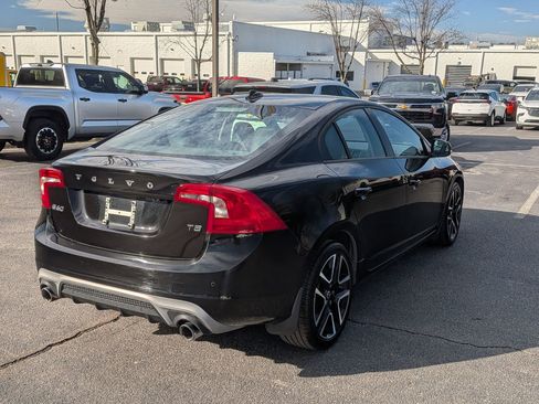 Used 2018 Volvo S60 T5 Dynamic w/ Vision Package image 9