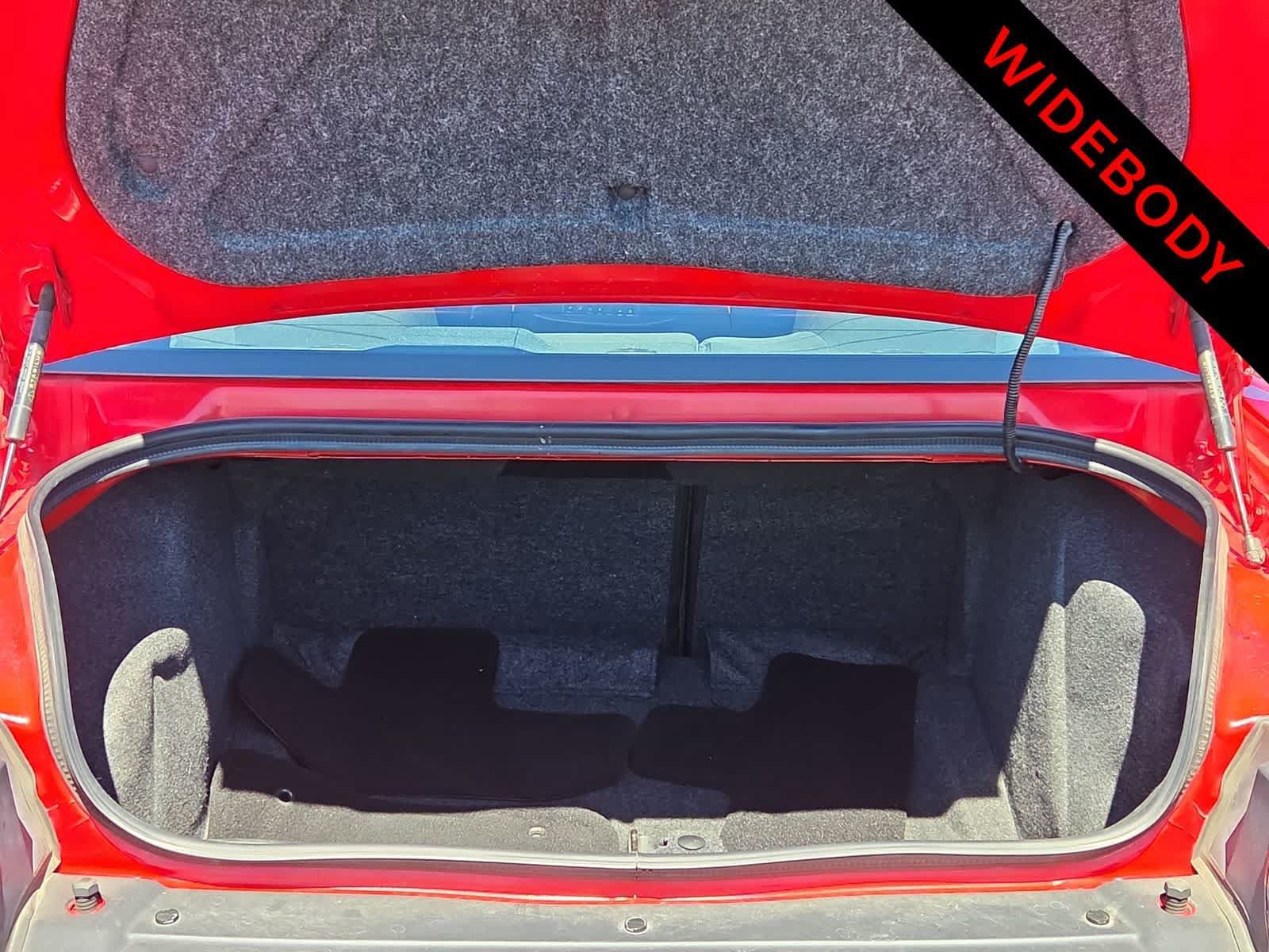 Used 2020 Dodge Challenger R/T Scat Pack RWD image 24