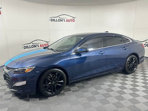 Used 2022 Chevrolet Malibu LT w/ Sport Edition FWD image 2
