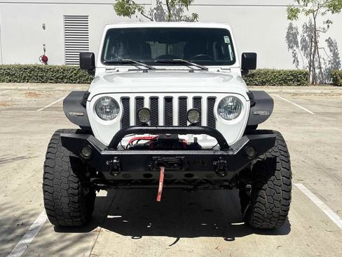 Used 2018 Jeep Wrangler Unlimited Sport S AWD/4WD image 8