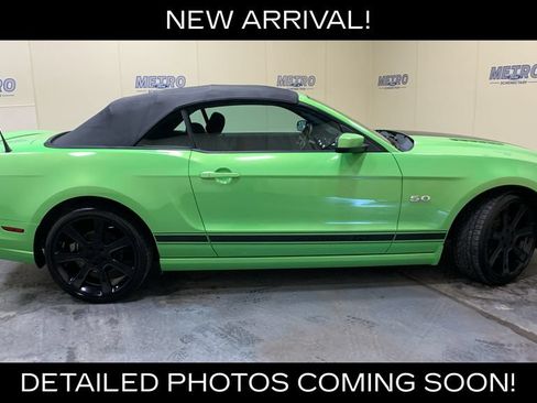 Used 2014 Ford Mustang GT w/ Equipment Group 301A RWD image 2