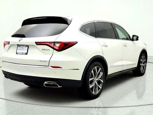 Used 2023 Acura MDX SH-AWD w/ Technology Package image 5