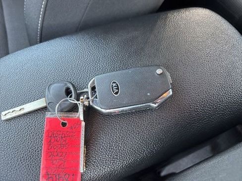Used 2020 Kia Forte LXS image 46
