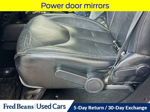 Used 2016 Jeep Wrangler Unlimited Rubicon image 21