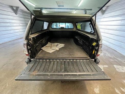 Used 2010 Toyota Tacoma 4x4 Double Cab image 25