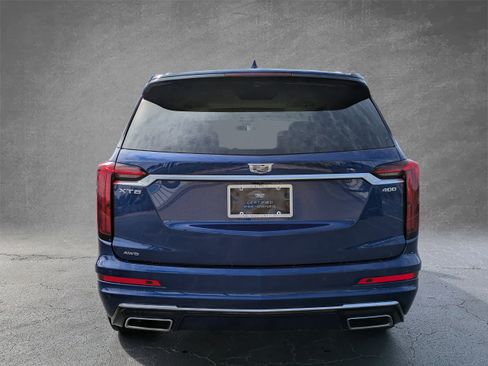 Certified 2024 Cadillac XT6 Premium Luxury image 5