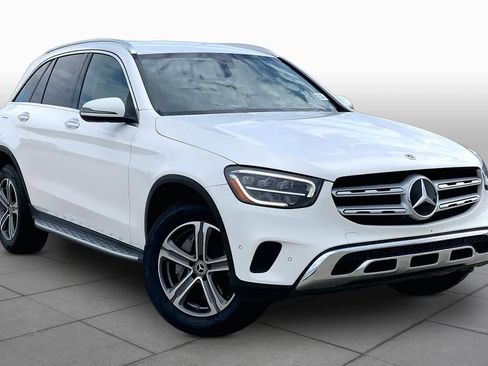 Used 2021 Mercedes-Benz GLC 300 image 2