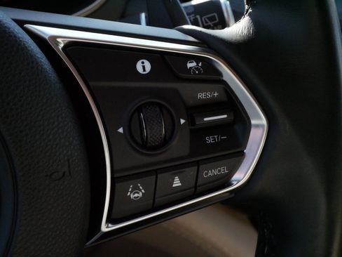 Used 2023 Acura MDX SH-AWD w/ Advance Package image 30