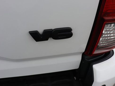 Used 2019 Toyota Tacoma TRD Sport image 6