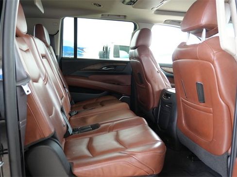 Used 2015 Cadillac Escalade ESV Premium image 26