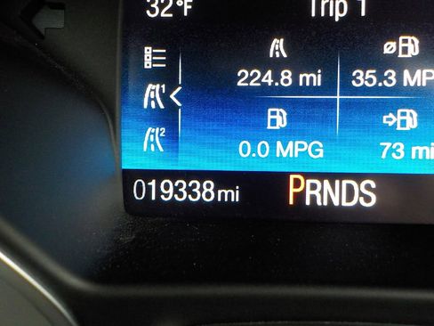 Used 2017 Ford Focus SEL w/ Cold Weather Package image 15