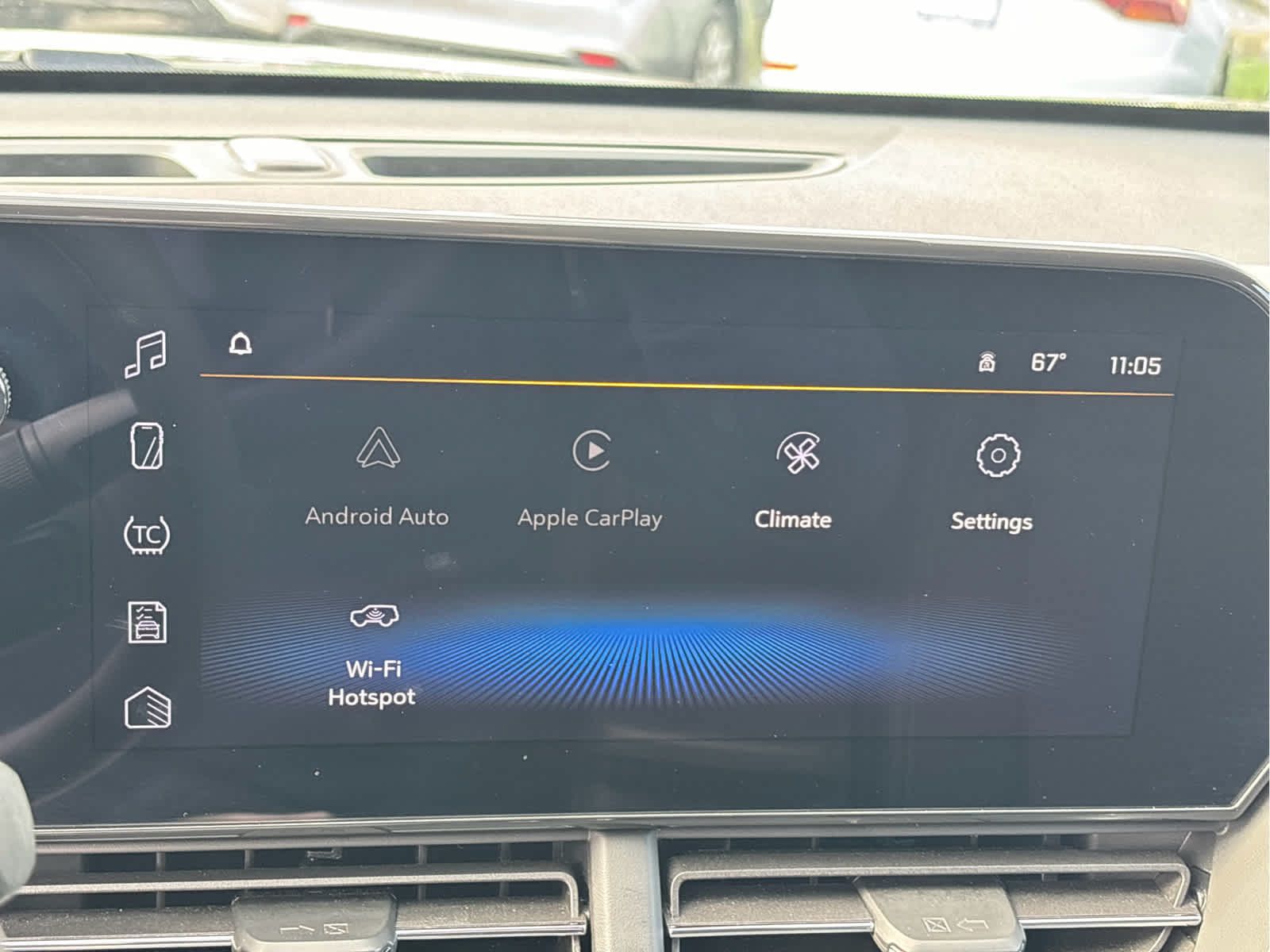 Used 2025 Chevrolet Trax LT FWD image 12