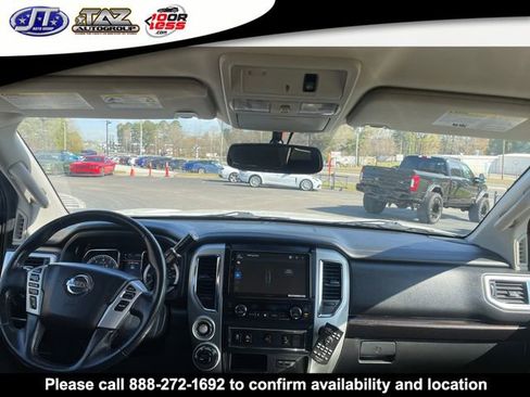 Used 2019 Nissan Titan SV w/ SV Convenience Package image 14