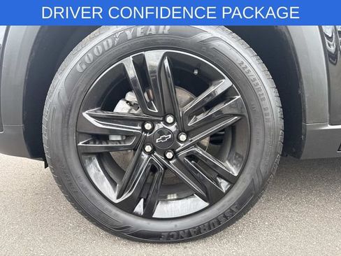 Used 2025 Chevrolet Trax ACTIV w/ Driver Confidence Package FWD image 41
