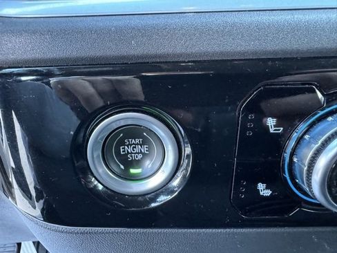 Used 2022 GMC Sierra 1500 Elevation w/ LPO, Elevation Black Package image 15