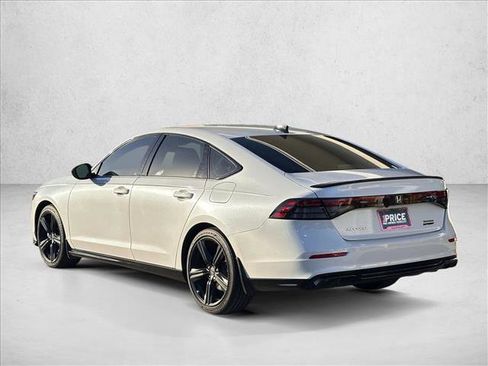 Used 2023 Honda Accord Sport image 7