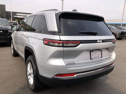 New 2025 Jeep Grand Cherokee Laredo X w/ Luxury Tech Group I