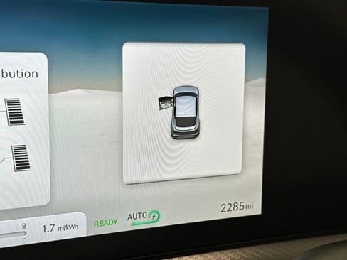 Used 2025 Genesis GV60 Advanced image 18