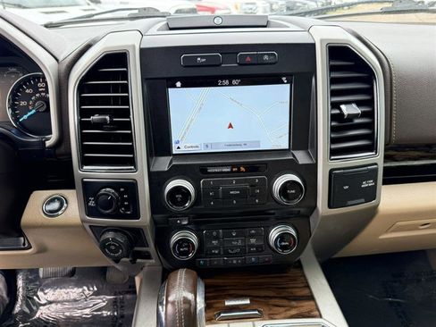 Used 2018 Ford F150 Lariat w/ Equipment Group 502A Luxury AWD/4WD image 37