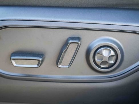 New 2025 Jeep Grand Cherokee Limited image 22