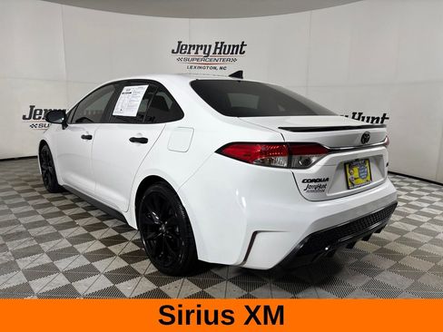 Used 2021 Toyota Corolla SE FWD image 8