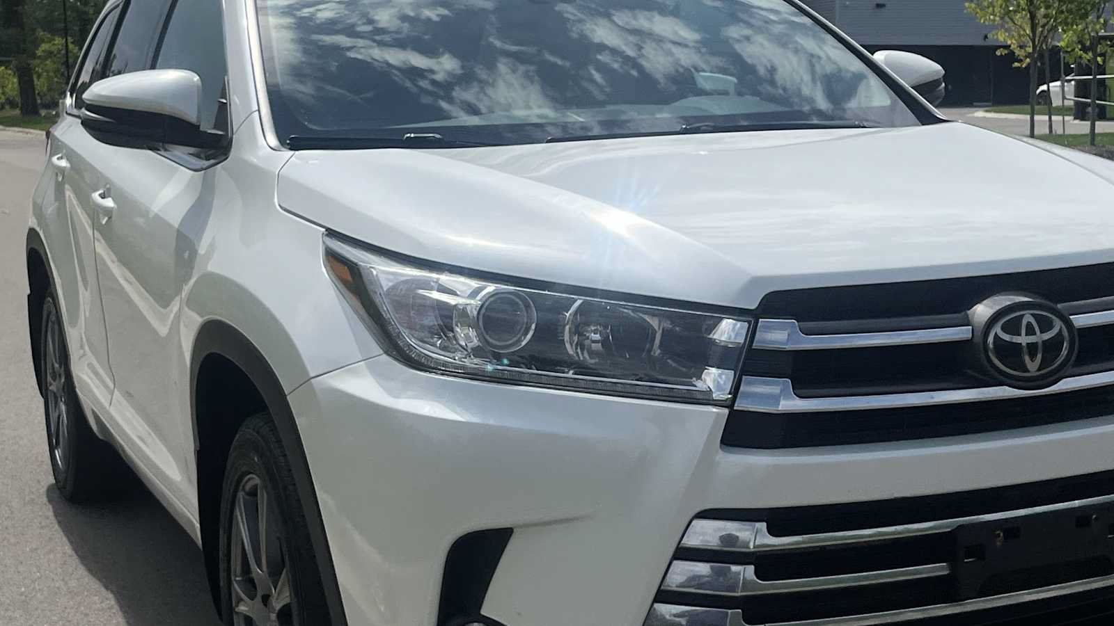 Used 2019 Toyota Highlander Limited AWD/4WD image 21