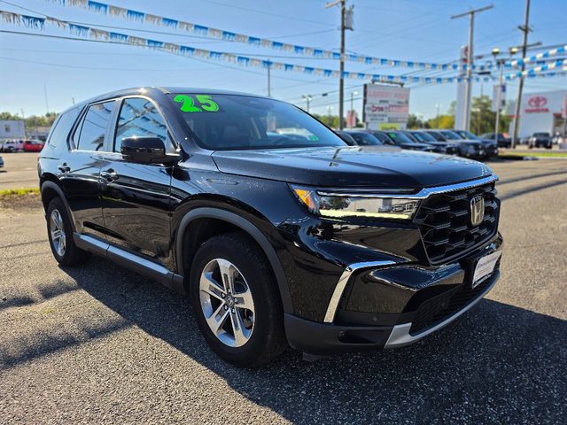 Certified 2025 Honda Pilot EX-L image 9