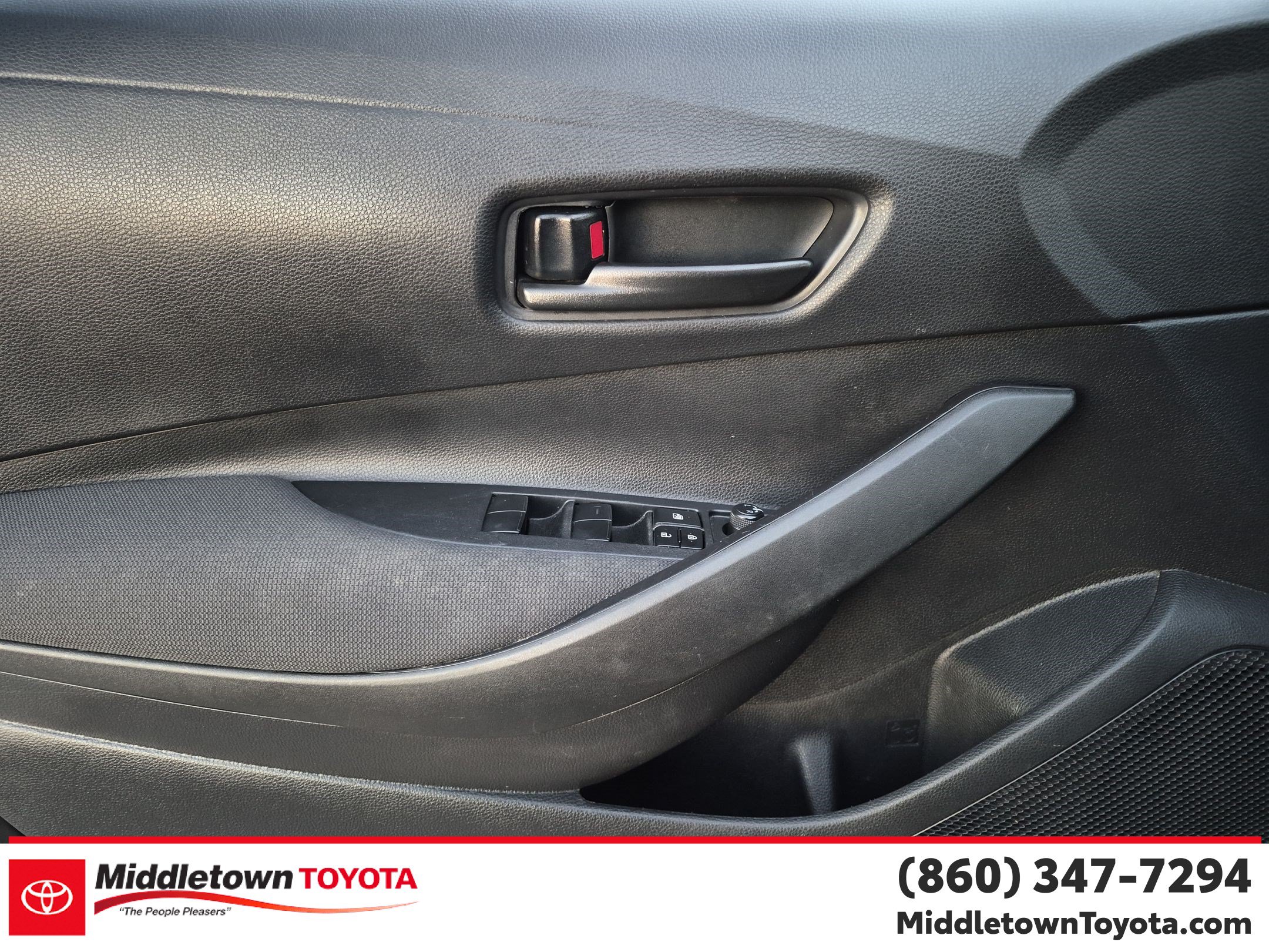 Certified 2025 Toyota Corolla LE FWD image 10