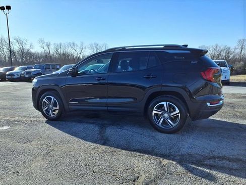 Used 2021 GMC Terrain SLT image 26