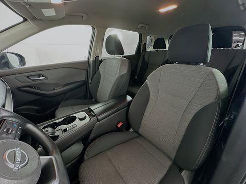 Used 2023 Nissan Rogue SV image 13