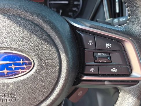 Used 2025 Subaru Outback Limited AWD/4WD image 15
