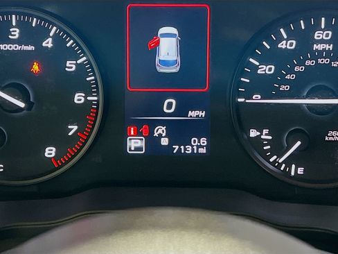 Used 2025 Subaru Impreza 2.0i AWD/4WD image 11