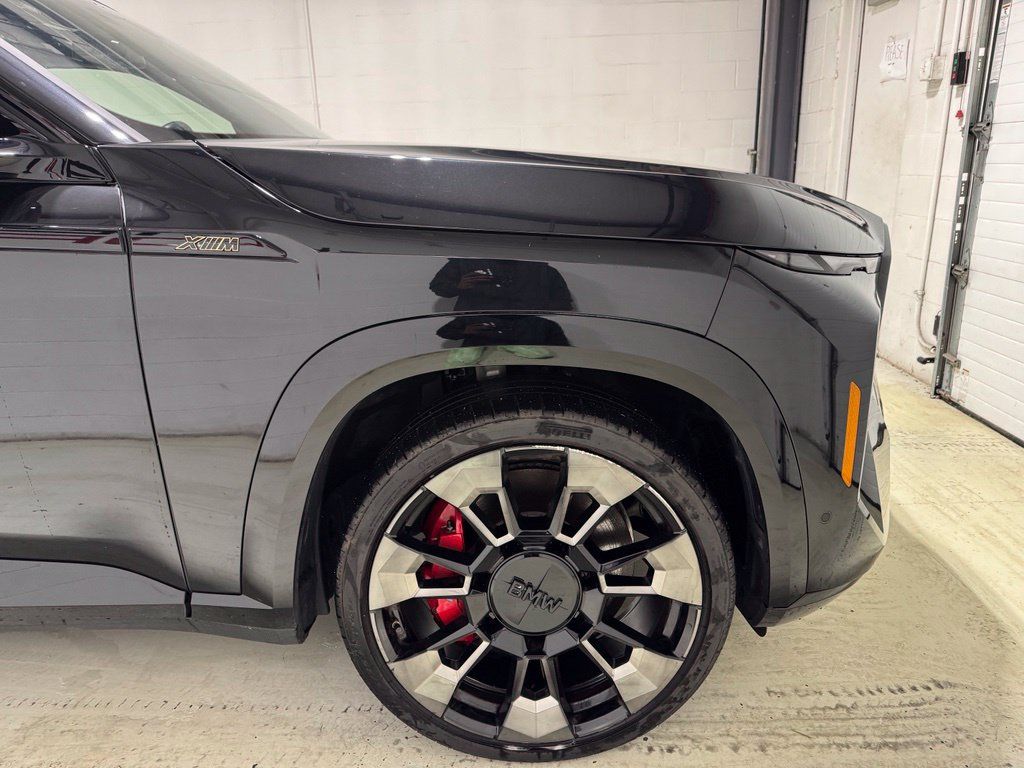 Used 2024 BMW XM AWD/4WD image 8