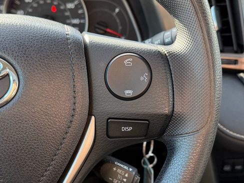 Used 2015 Toyota RAV4 XLE image 9