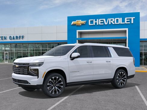 New 2026 Chevrolet Suburban High Country AWD/4WD image 2