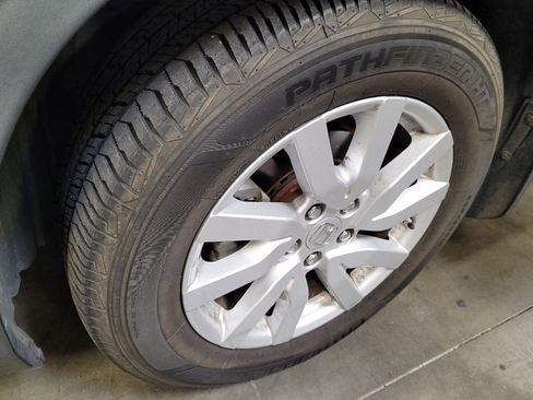 Used 2019 Honda Pilot LX image 31