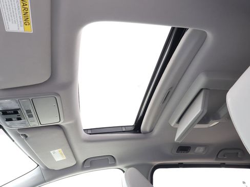 Used 2018 Honda Odyssey EX-L image 30