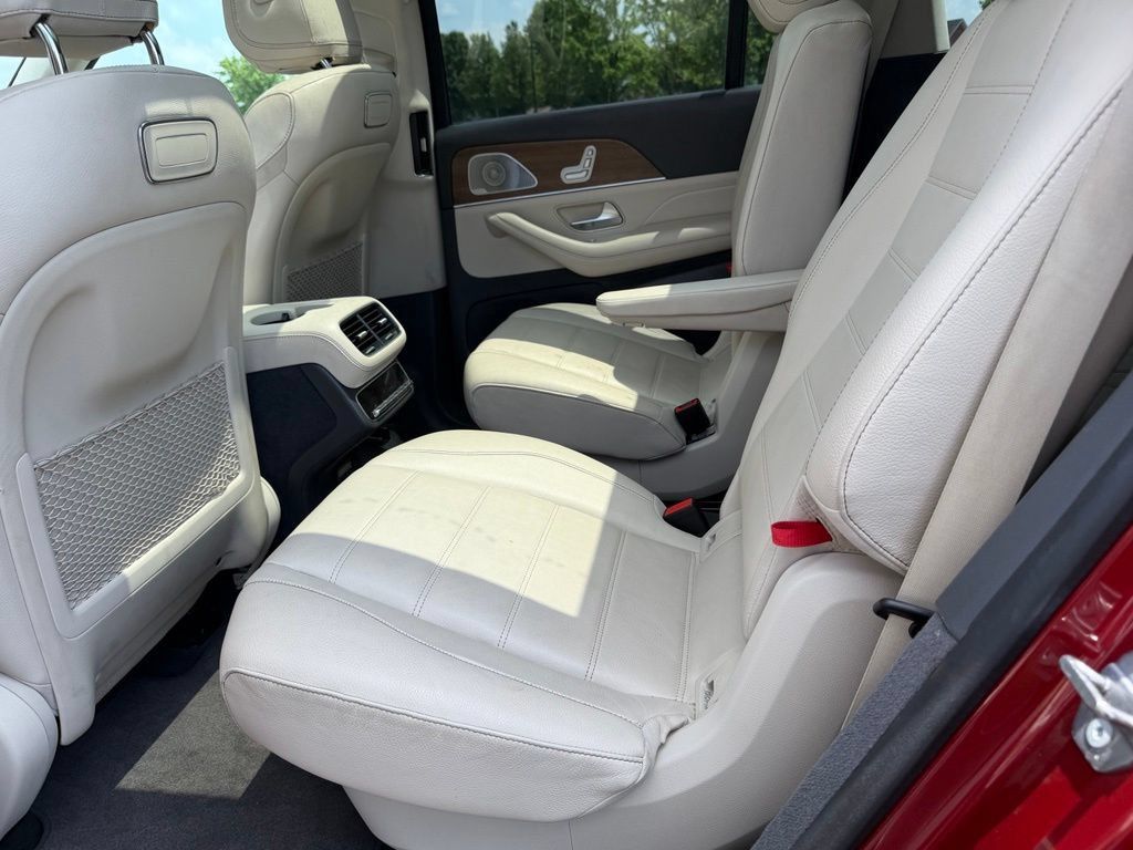 Used 2020 Mercedes-Benz GLS 450 4MATIC image 14