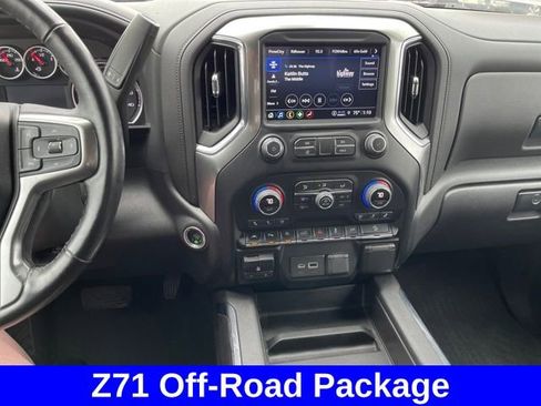 Used 2022 Chevrolet Silverado 1500 LTZ image 17