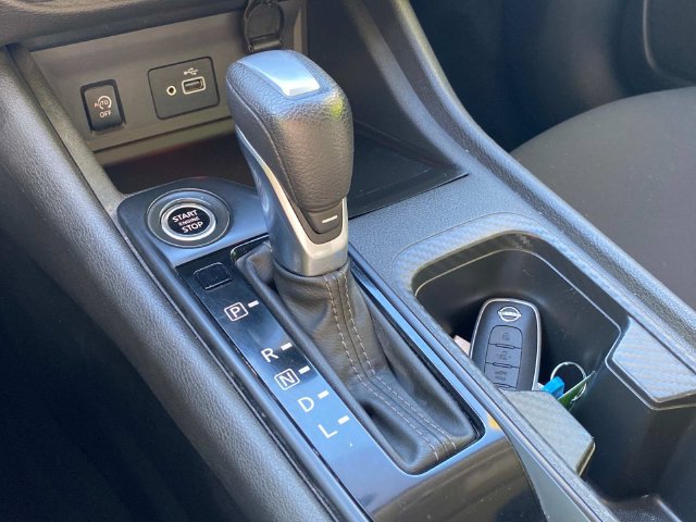 Used 2024 Nissan Sentra S FWD image 27