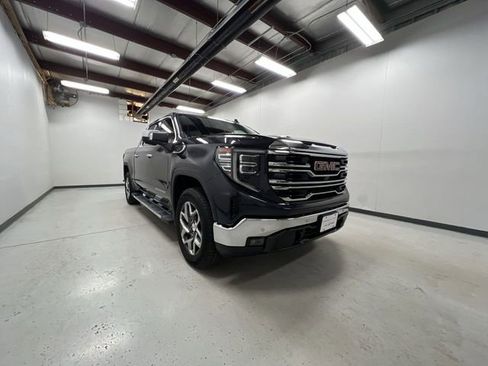 Certified 2024 GMC Sierra 1500 SLT w/ SLT Premium Package image 2