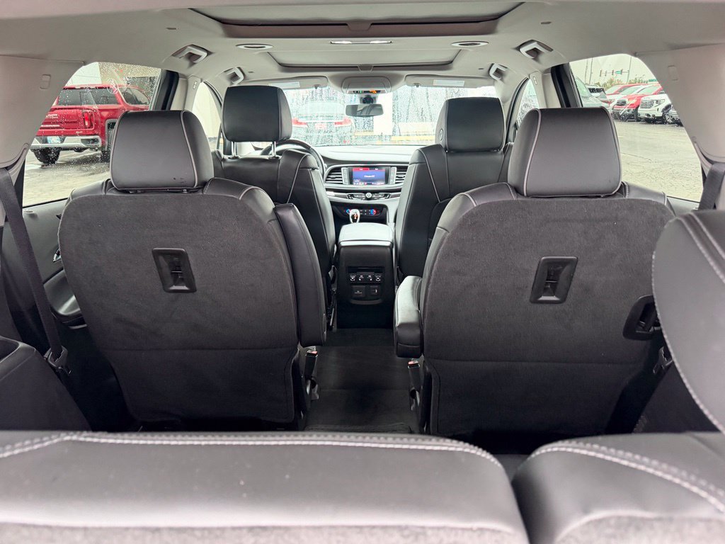 Used 2021 Buick Enclave Avenir w/ Avenir Technology Package FWD image 19
