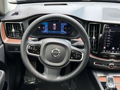 Certified 2024 Volvo XC60 B5 Ultimate w/ Protection Package Premier AWD/4WD image 11