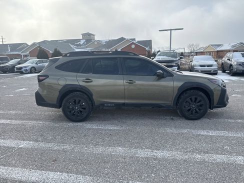 Used 2024 Subaru Outback Onyx Edition image 13