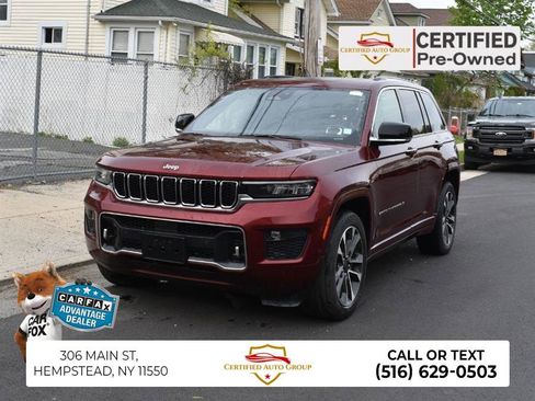 Used 2022 Jeep Grand Cherokee Overland w/ Luxury Tech Group IV AWD/4WD image 1