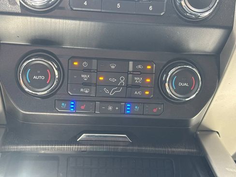 Used 2021 Ford F250 Lariat w/ Tremor Off-Road Package AWD/4WD image 12